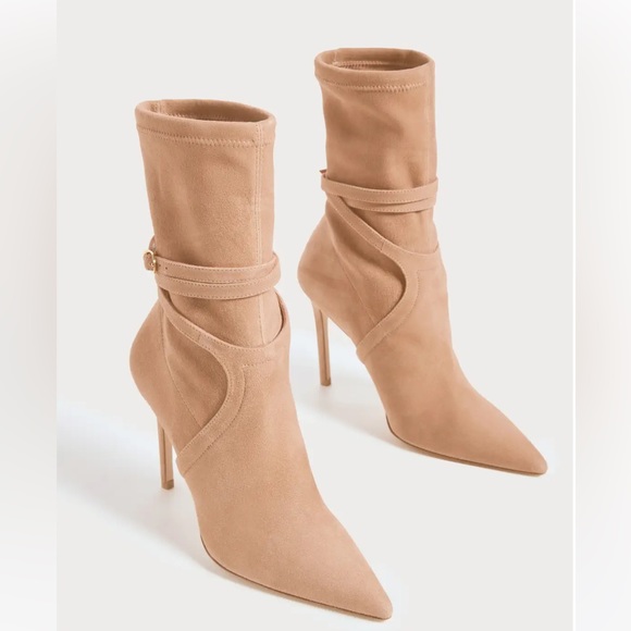 $695 Stuart Weitzman Stuart 100 Belted Boots - Picture 2 of 11